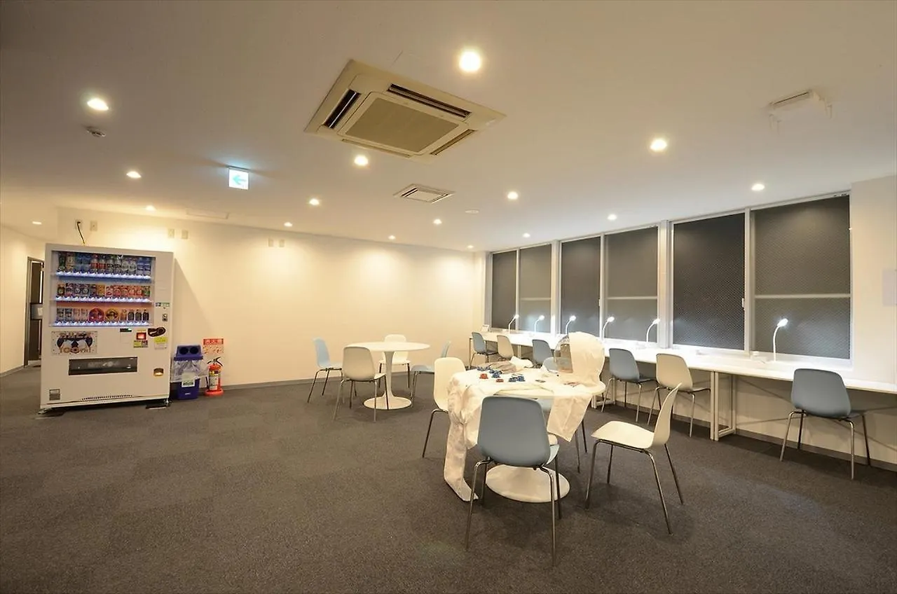 Moon Station Hotel Tokyo Capsule hotel